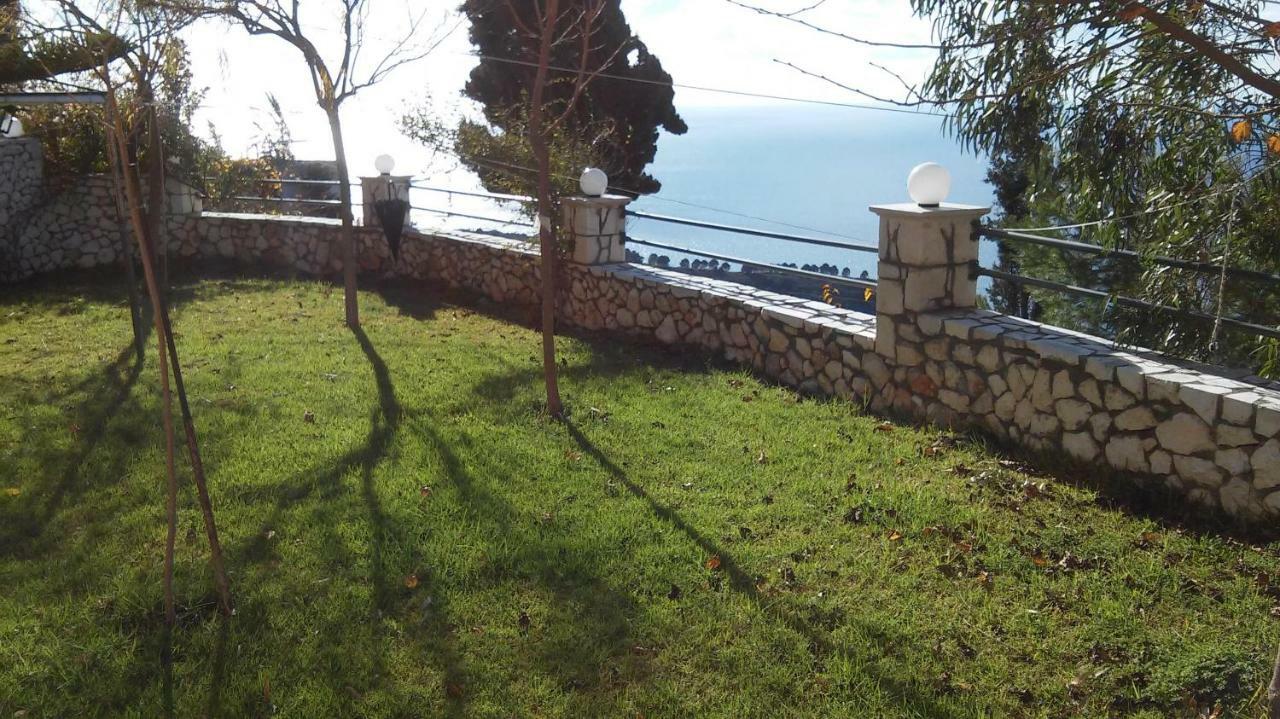 Rania Apartments Helmata Exterior photo